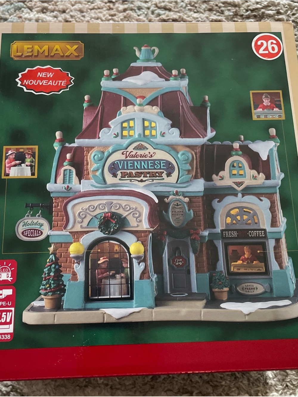 Lemax Caddington Village Valeries Viennese Pastry w Classic Antiques 55345